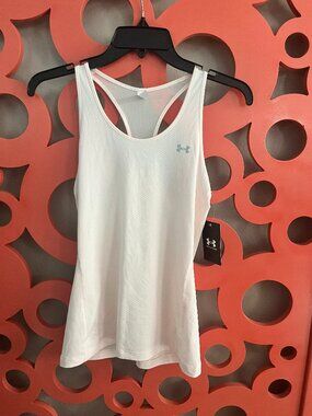 New With Tags Under Armour HeatGear® Racerback Tank Top – Pale Pink